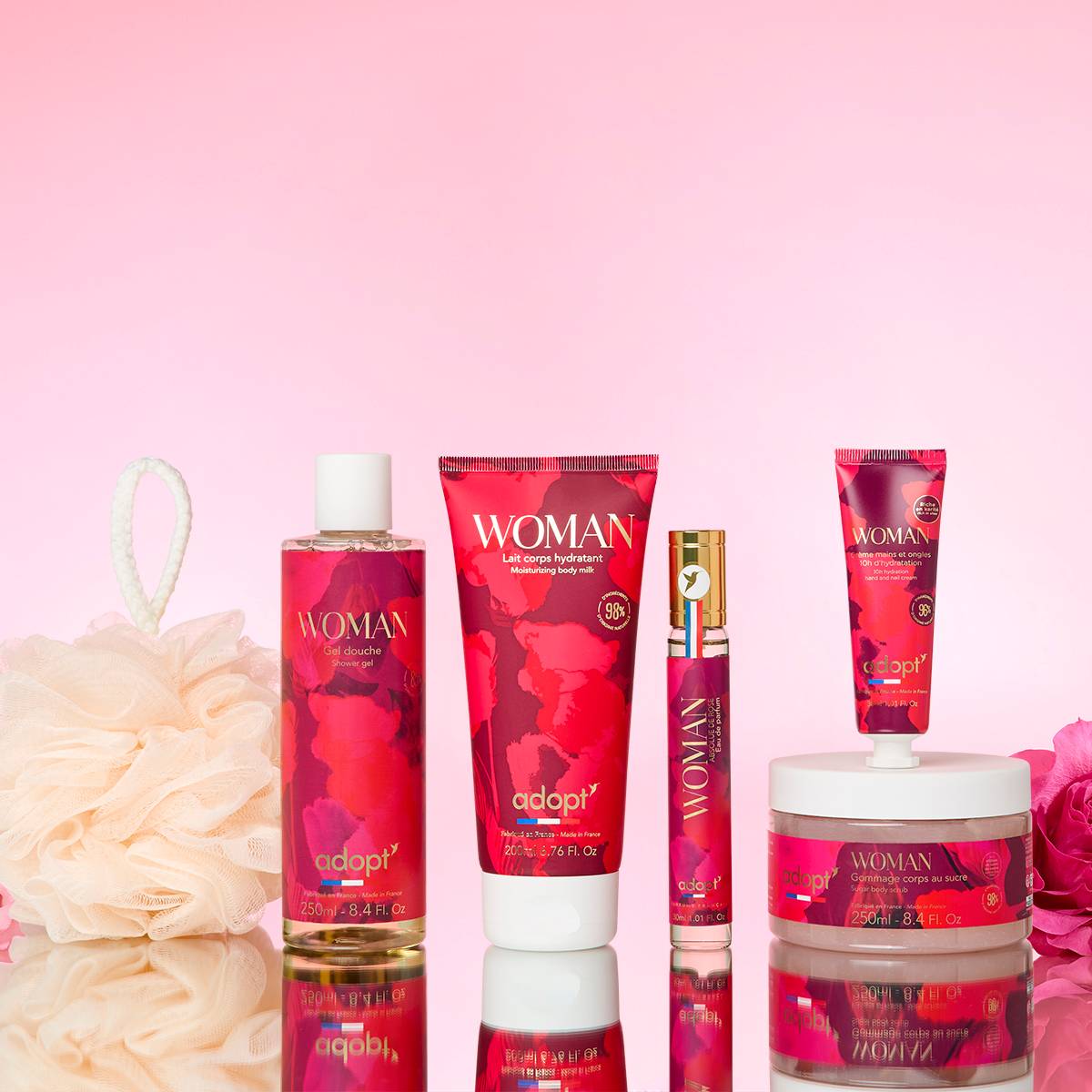 Coffret maxi eau de parfum 30 ml + gel douche 250 ml + lait corps 200 ml + crème pour les mains 30 ml + gommage au sucre 250ml + fleur de bain - Woman
